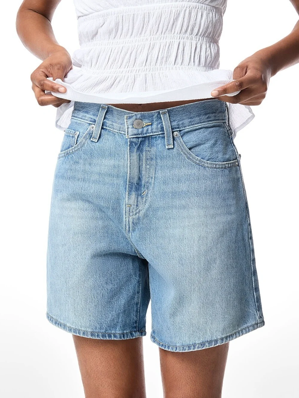 Levi's Classic High-Rise Women's Denim Shorts - Light Blue - Picture 10 of 11